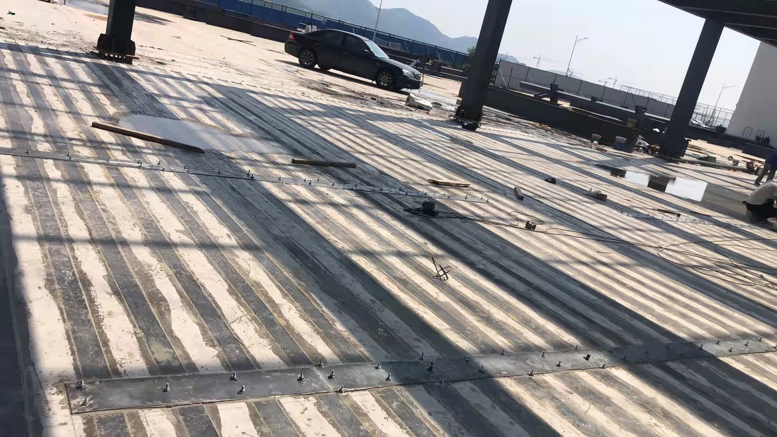浦江恒星科技学院体育馆结构加固